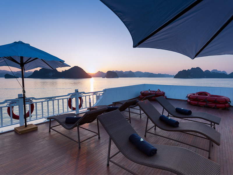 2 days Halong Bay on Bhaya Classic