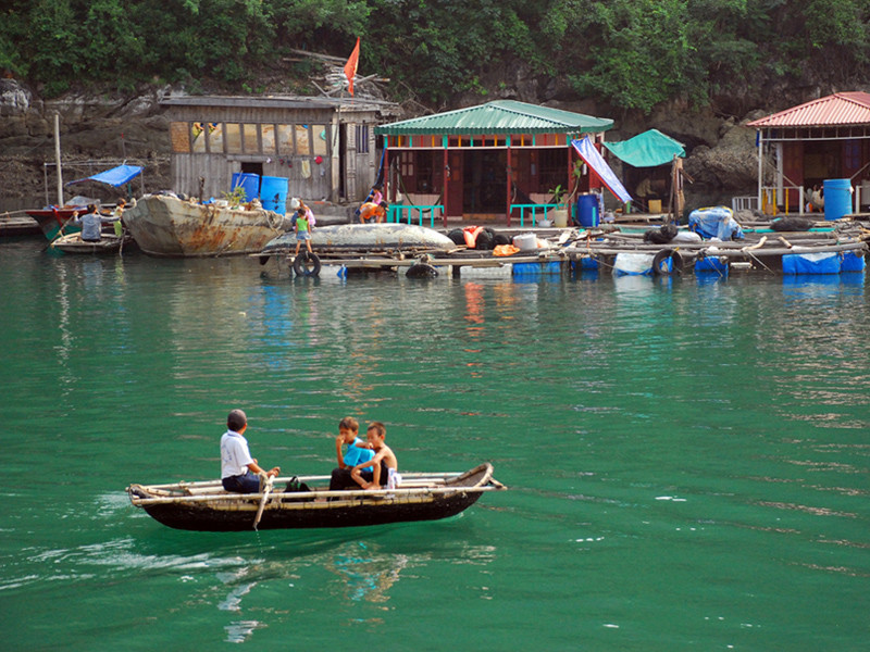 2 Days Bai Tu Long Bay on Private cruise