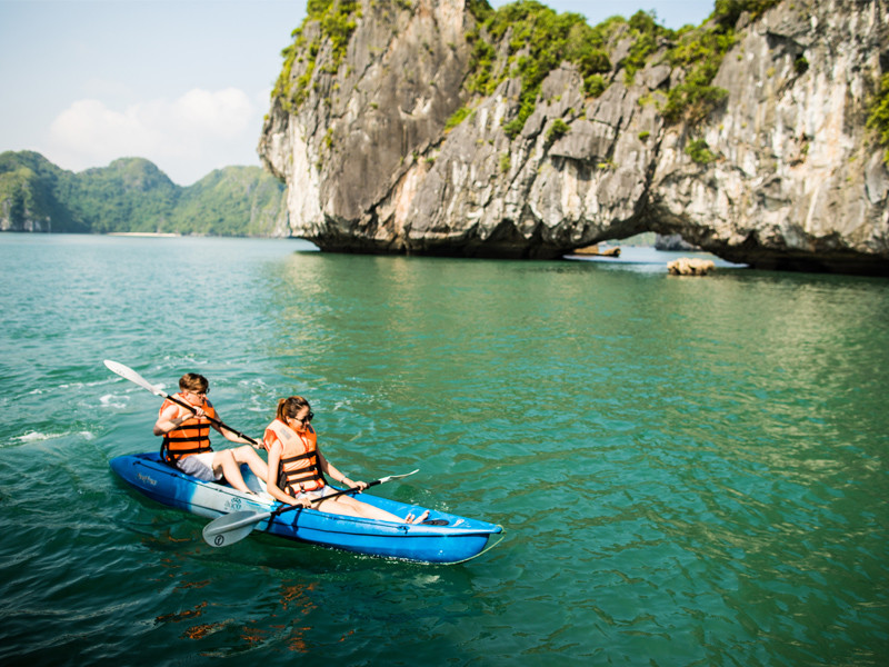 The Au Co 3 days cruise Halong bay Lan Ha Bay