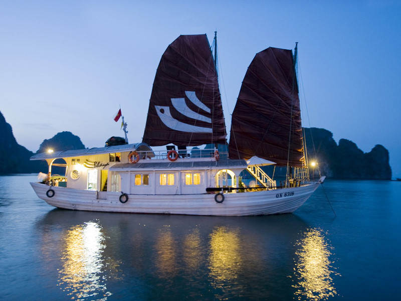 5 days Private Cruise Halong Bay
