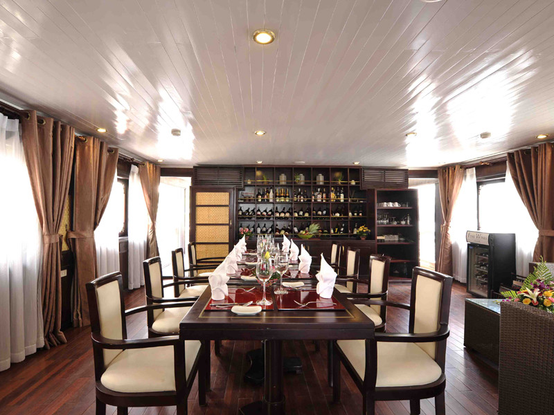 5 days Private Cruise Halong Bay