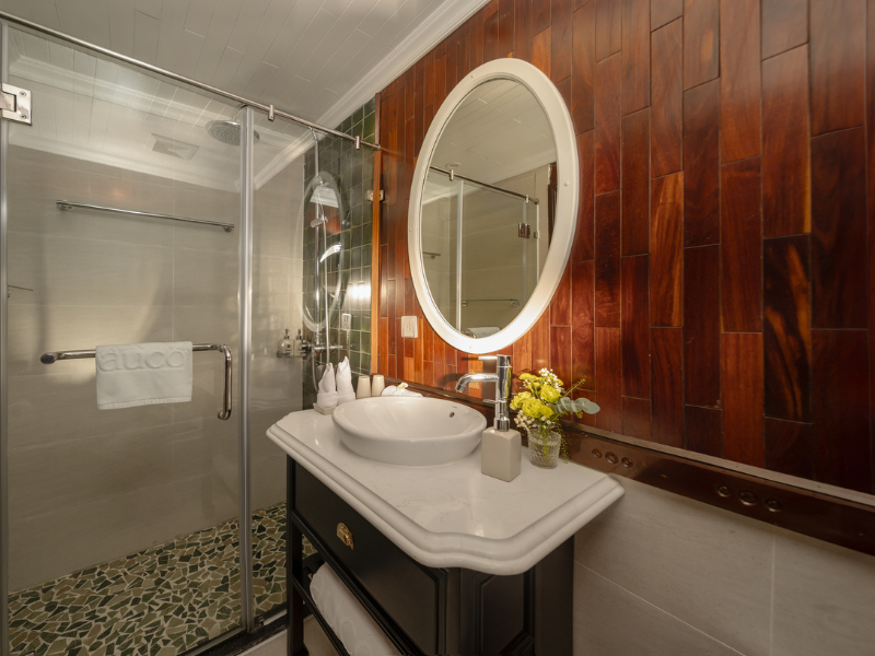 The luxury Au Co Cruise Halong Bay