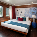 3 Days Private Cruise to Bai Tu Long Bay