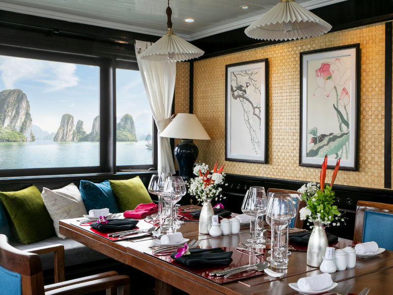 Bhaya Legend Private Charter 3-cabin