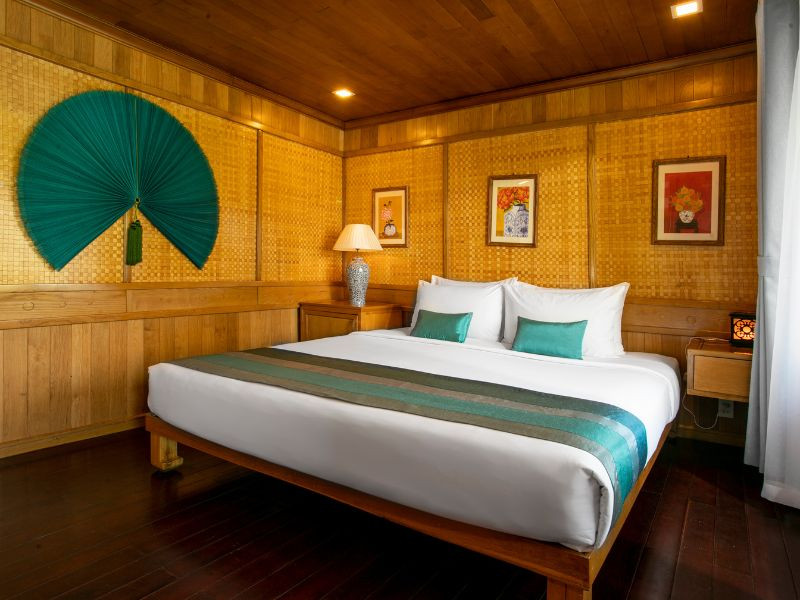 2 days Halong Bay on Boutique cruise