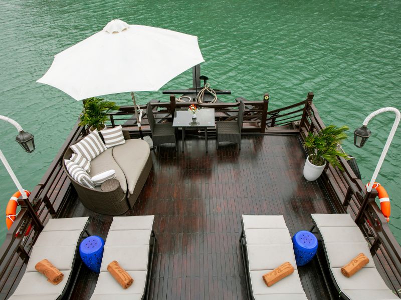Bhaya Legend Private Halong Cruise 3 Cabins