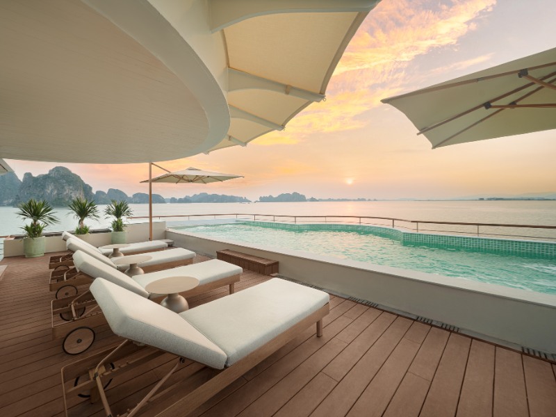 Bhaya Soul Wellness cruise Halong Bay Swimming Pool