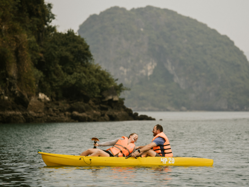 Private Wedding cruise Halong Bay