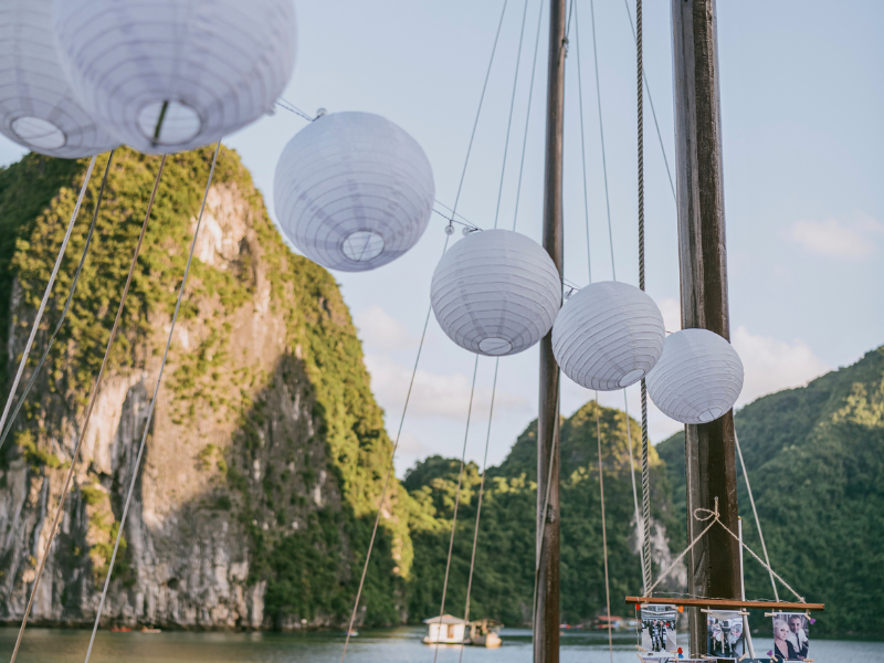 Private Wedding cruise Halong Bay