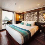 2 days Halong Bay on Bhaya Classic