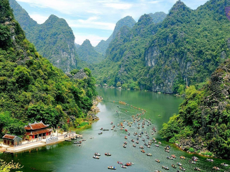Hanoi Halong Ninh Binh tour package