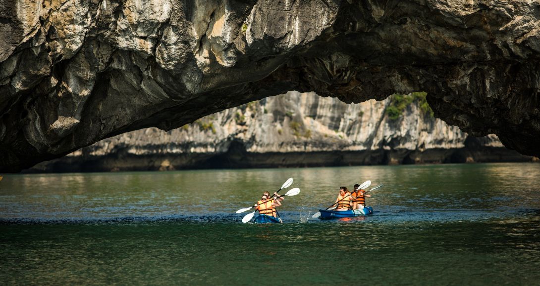 Bhaya Classic Halong Bay Traditional Wooden boat