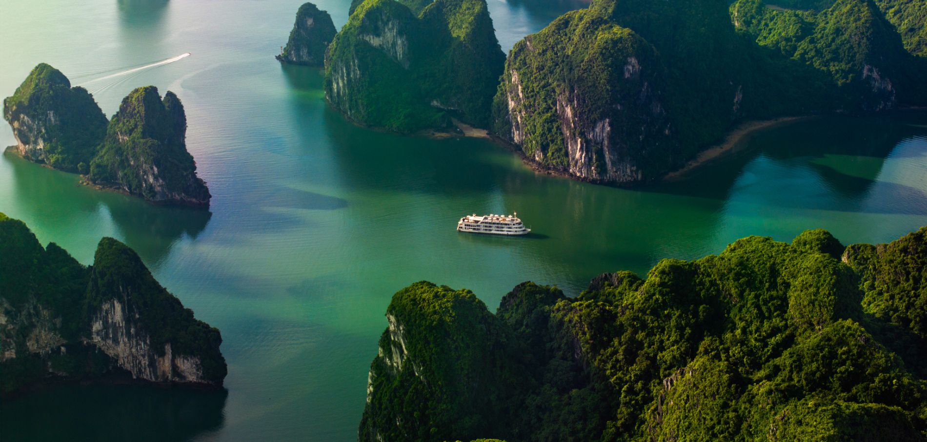 Halong Bay overview